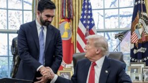 গাজা ইস্যুতে ট্রাম্পের সামনে নিজের অবস্থান তুলে ধরলেন মামদানি