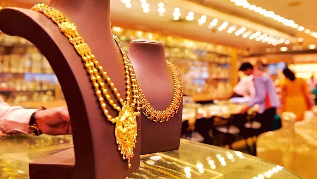 আবারও স্বর্ণের দামে নতুন রেকর্ড
