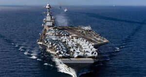 মধ্যপ্রাচ্যে যুক্তরাষ্ট্রের দ্বিতীয় বিমানবাহী রণতরী মোতায়েন, ইরানকে ঘিরে উত্তেজনা