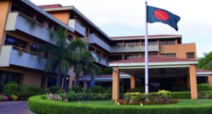 ভারতীয়দের ভিসা দেওয়া শুরু করল বাংলাদেশ