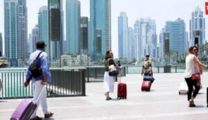 দুবাই ত্যাগ করছেন উচ্চসম্পদশালী ব্যক্তিরা