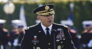 পেন্টাগনে বড় রদবদল, হঠাৎ সরলেন সেনাপ্রধান র‌্যান্ডি জর্জ